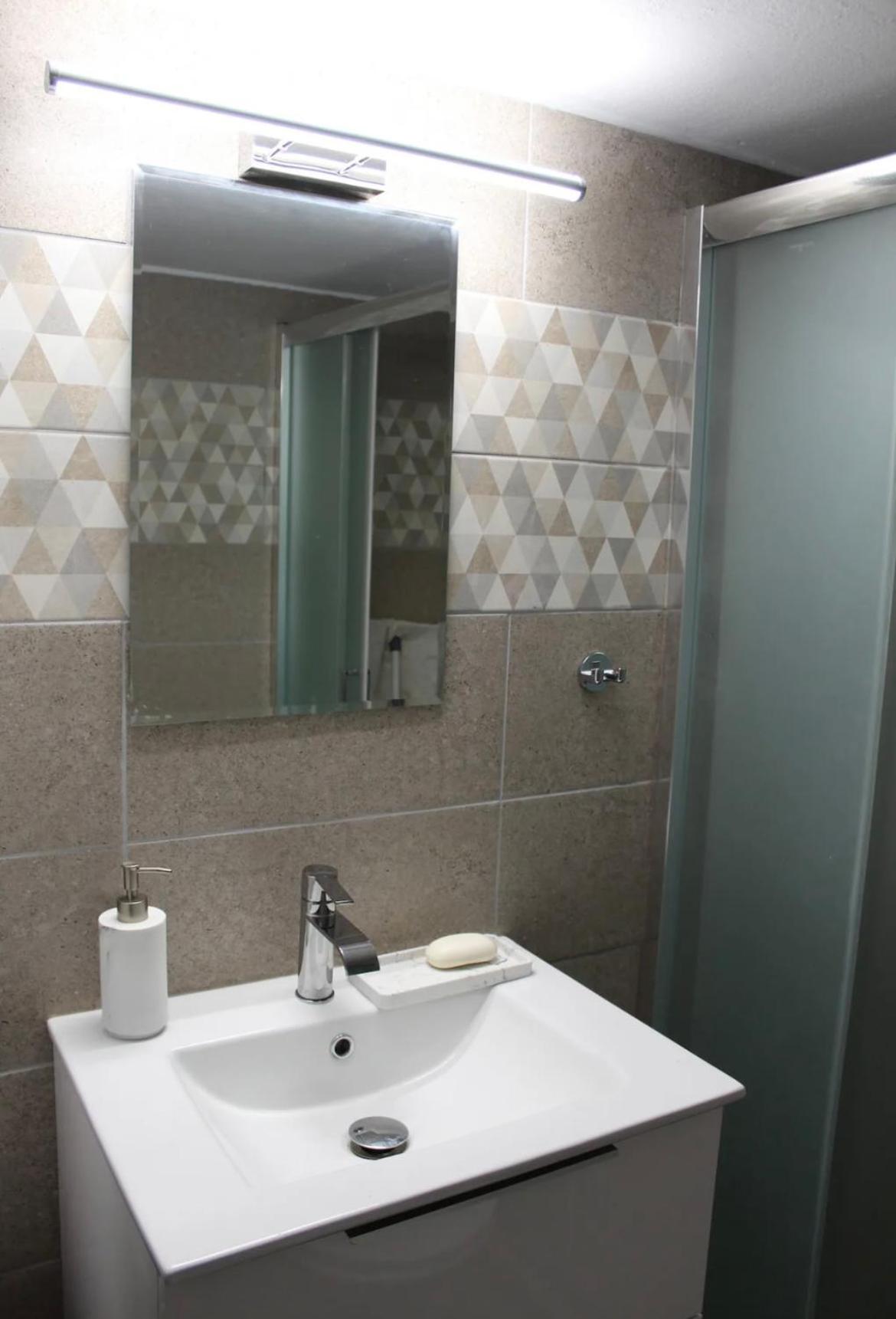 Cozy Apartment In Athens Center Екстер'єр фото