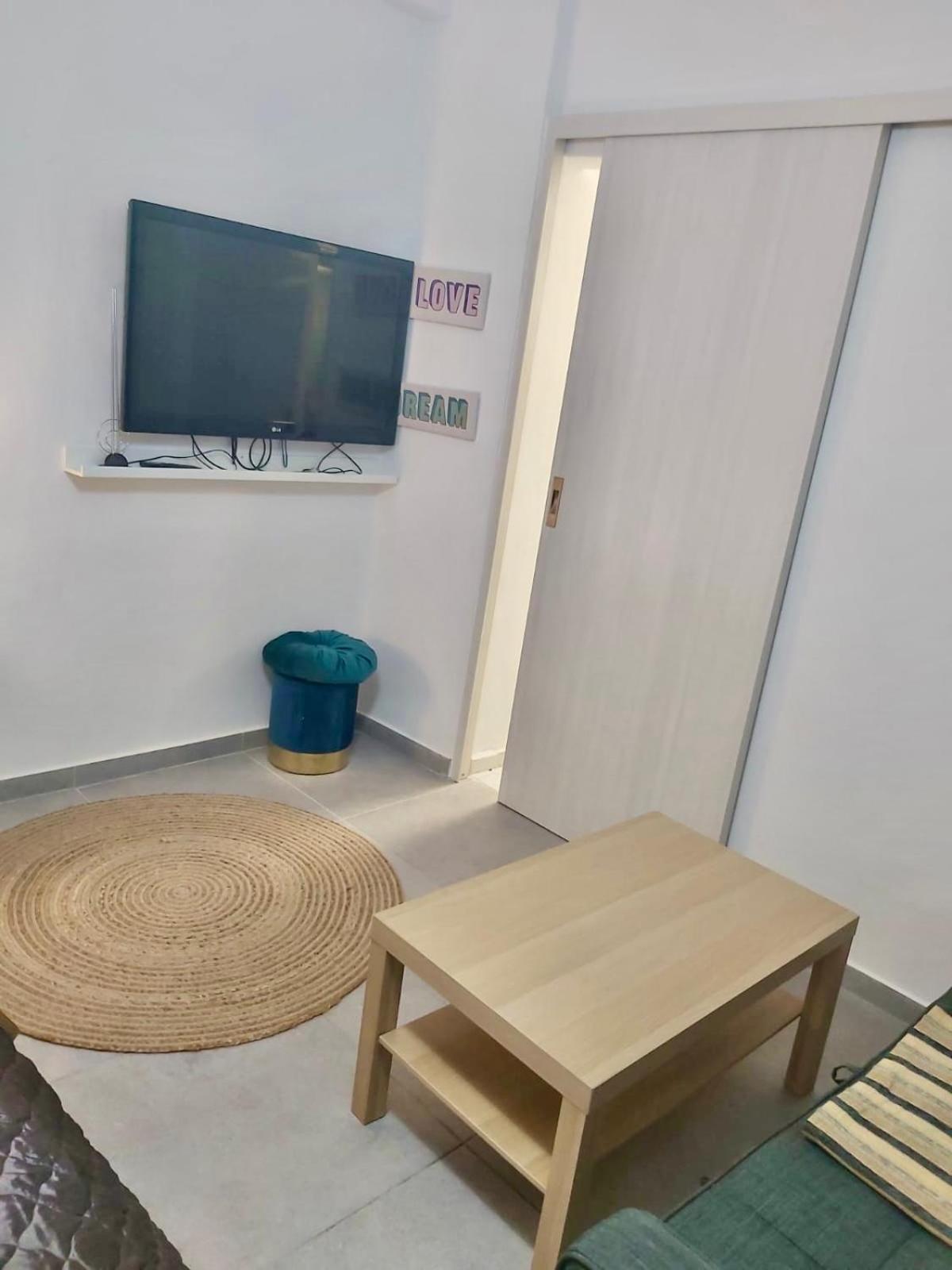 Cozy Apartment In Athens Center Екстер'єр фото